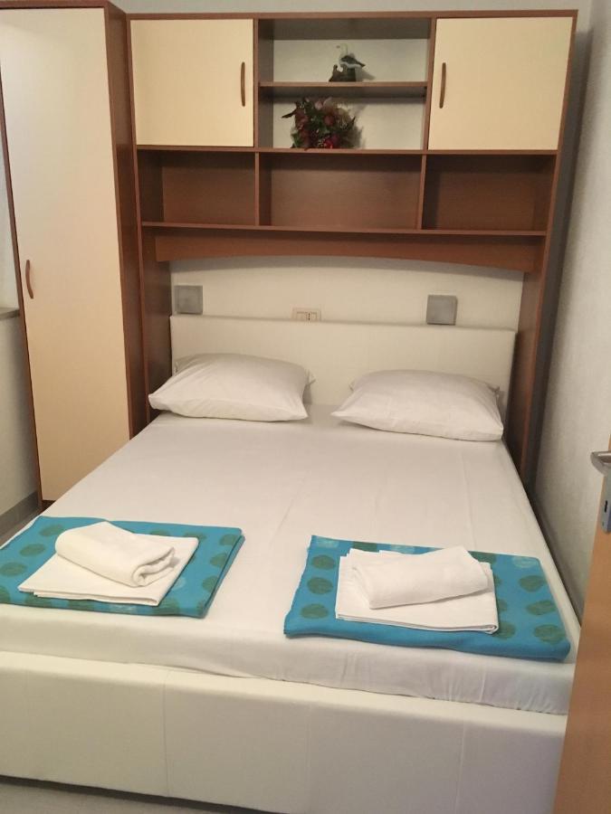 Apartments By The Sea Promajna, Makarska - 2673 外观 照片